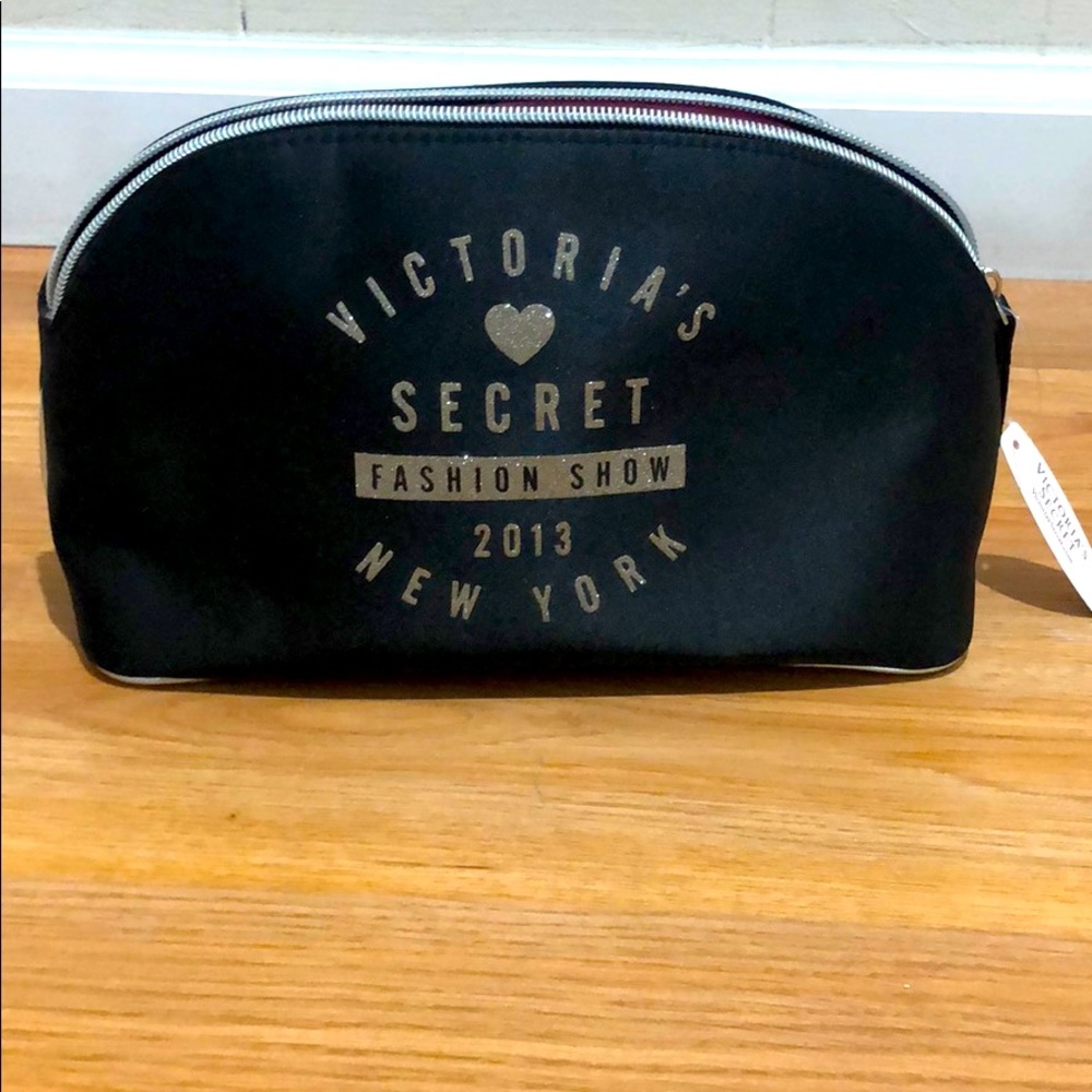 Victoria’s Secret Make Up Bag and Brushes